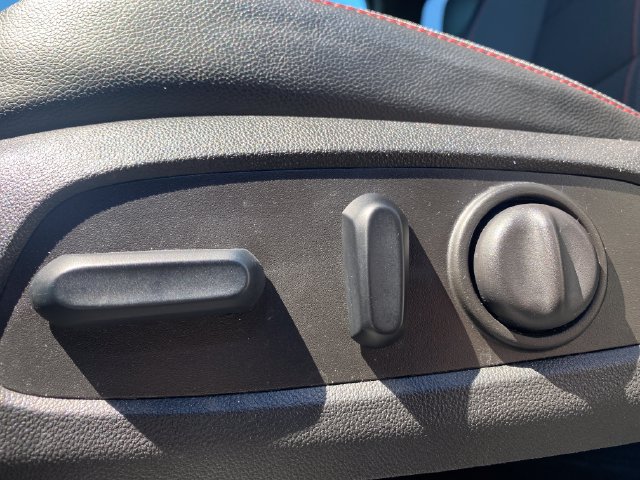 Used 2024 Chevrolet Equinox RS w/ LPO, Floor Liner Package FWD image 36