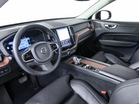 Certified 2024 Volvo XC60 T8 Ultimate w/ Protection Package Premier AWD/4WD image 6