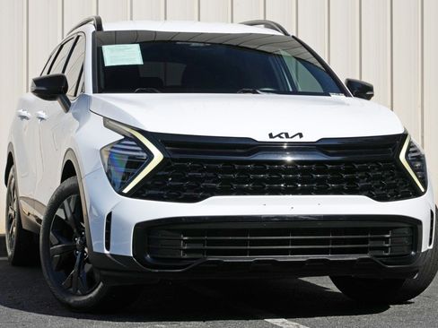 Used 2025 Kia Sportage X-Line AWD/4WD image 2
