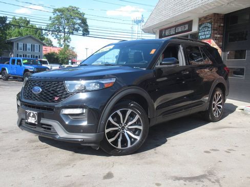 Used 2020 Ford Explorer ST w/ Premium Technology Package AWD/4WD image 38