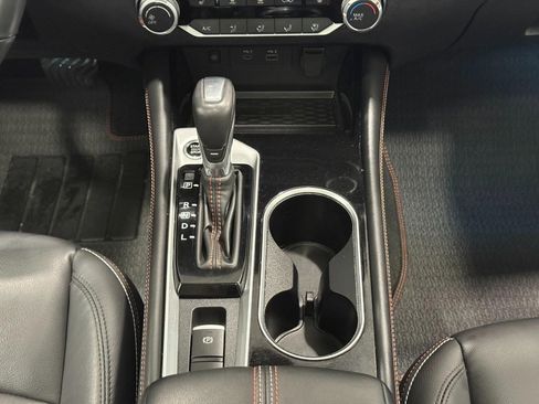 Used 2024 Nissan Altima 2.5 SR w/ SR Premium Package image 17