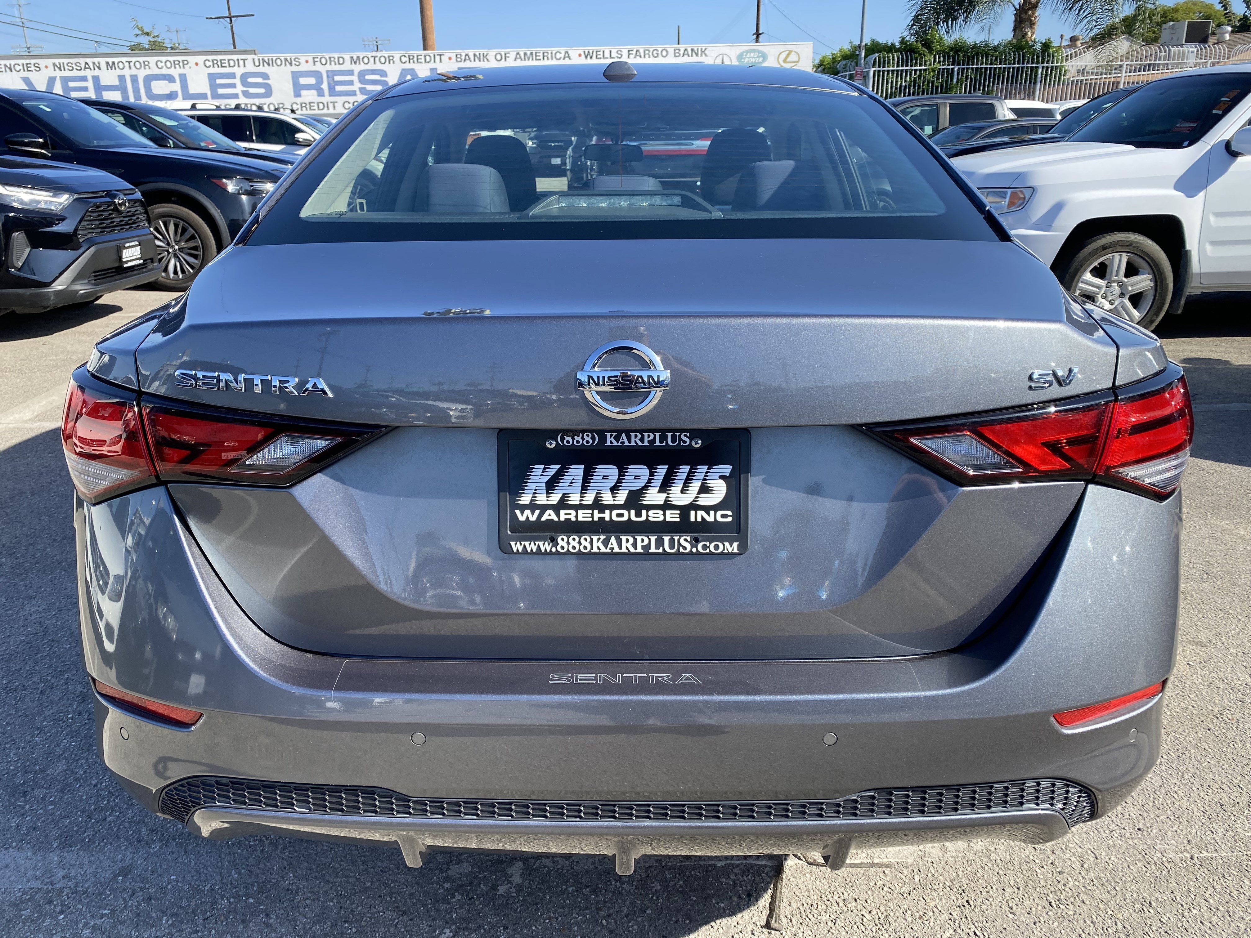 Used 2022 Nissan Sentra SV w/ Trunk Package FWD image 9