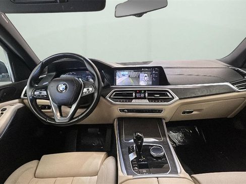 Used 2022 BMW X5 xDrive40i w/ Premium Package image 9