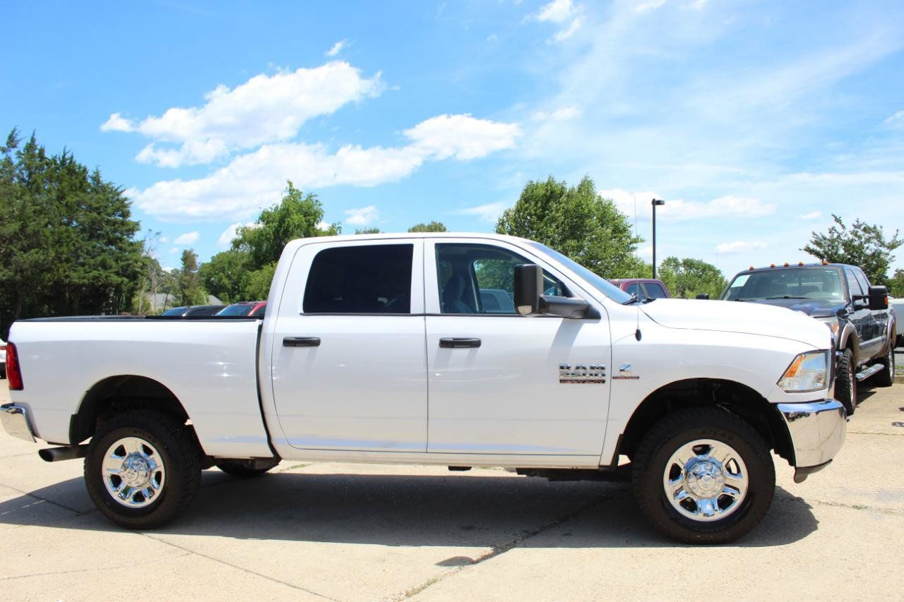 Used 2014 RAM 2500 Tradesman w/ Chrome Appearance Group AWD/4WD image 8