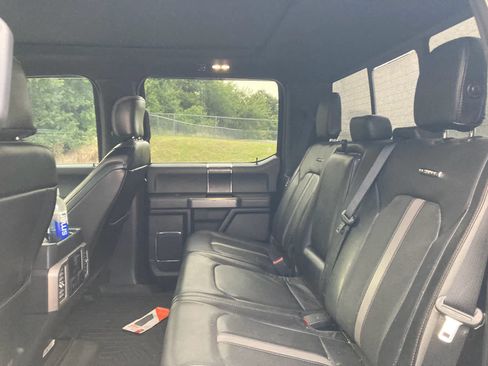 Used 2018 Ford F350 Platinum w/ Platinum Ultimate Package AWD/4WD image 4