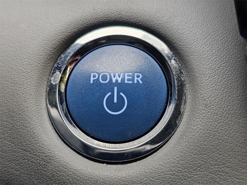 Used 2022 Toyota Highlander Platinum image 27