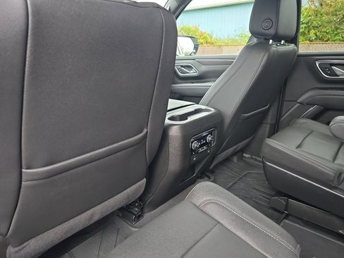 Used 2024 Chevrolet Tahoe Z71 w/ Luxury Package AWD/4WD image 21