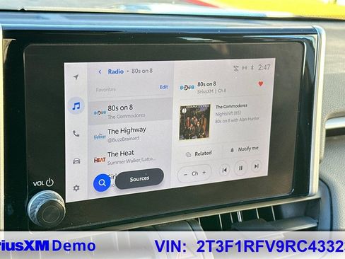 Used 2024 Toyota RAV4 LE image 33