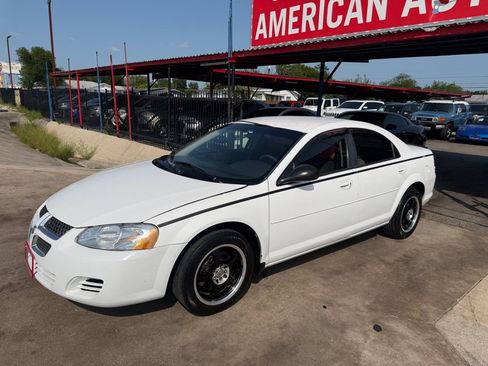 Used 2006 Dodge Stratus SXT FWD image 2