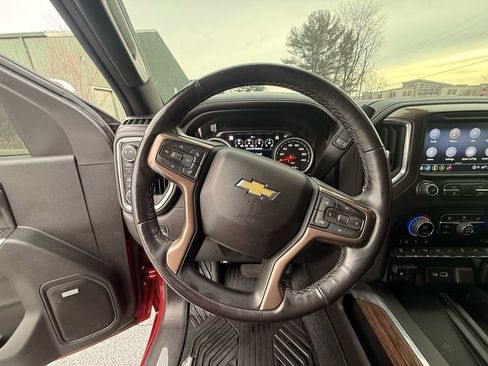 Used 2021 Chevrolet Silverado 2500 High Country w/ Z71 Off-Road Package image 19
