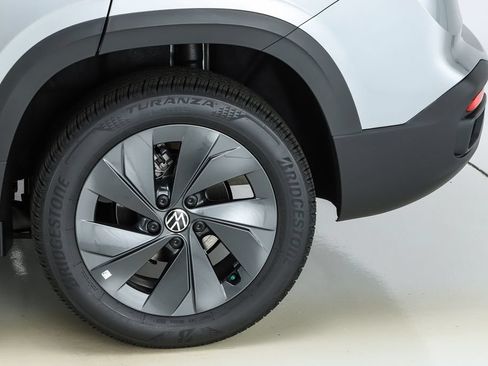 New 2026 Volkswagen Taos S FWD image 6
