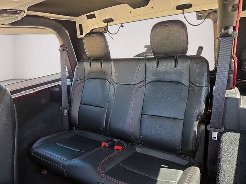 Used 2021 Jeep Wrangler Rubicon AWD/4WD image 20