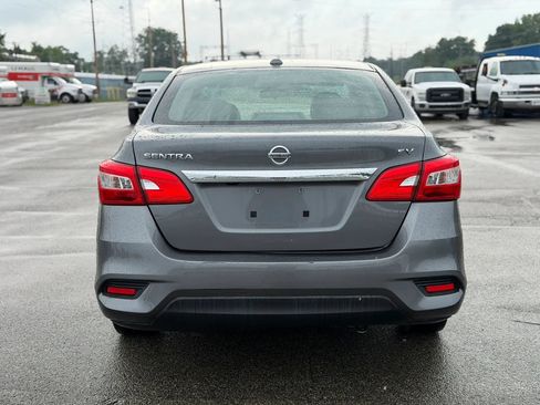 Used 2018 Nissan Sentra SV FWD image 6