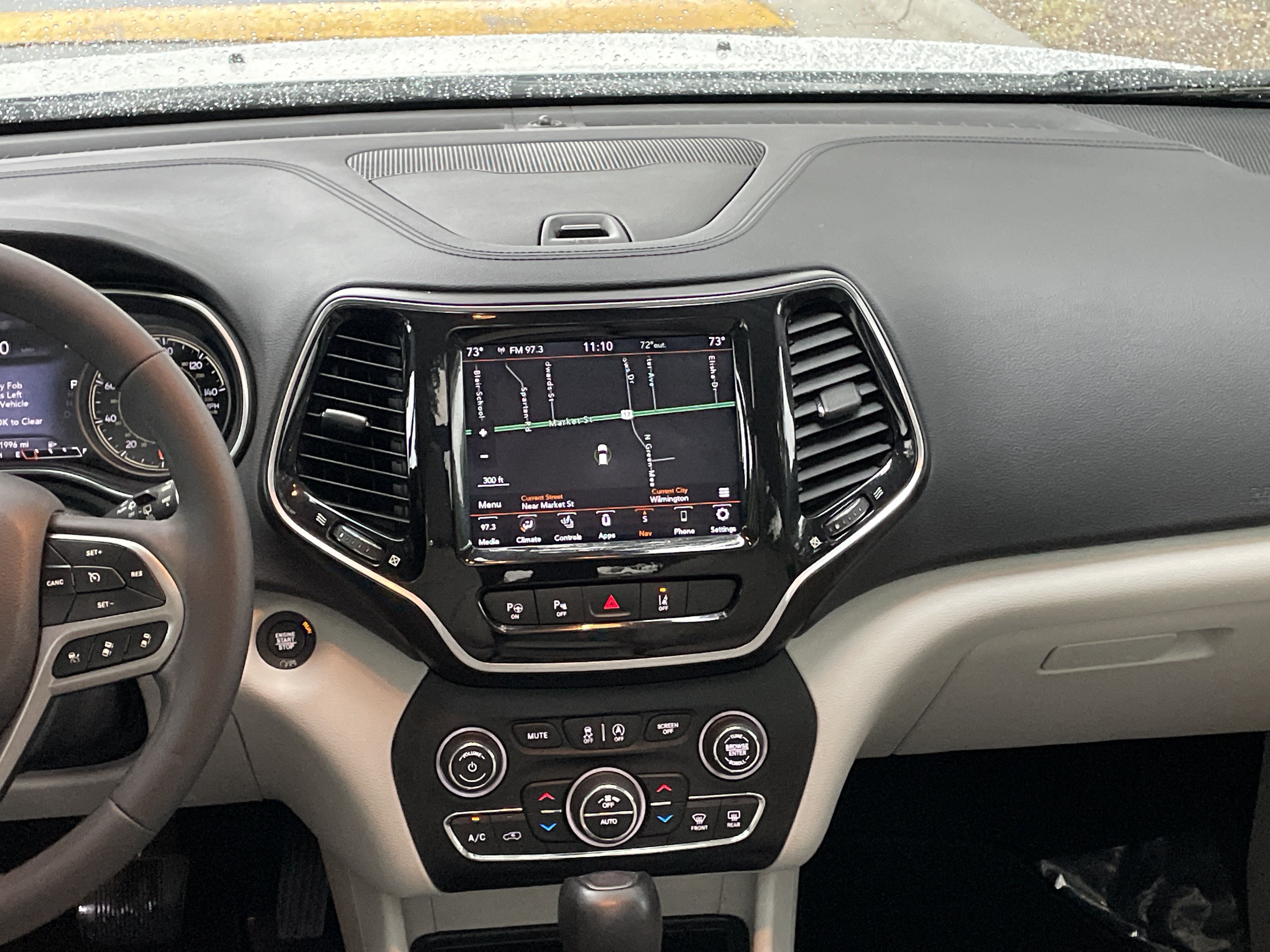 Used 2021 Jeep Cherokee Limited w/ Elite Package FWD image 29