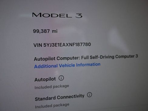 Used 2022 Tesla Model 3 Standard Range image 21