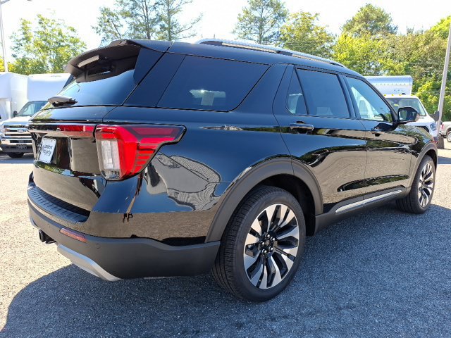 New 2027 Ford Explorer Platinum RWD image 3