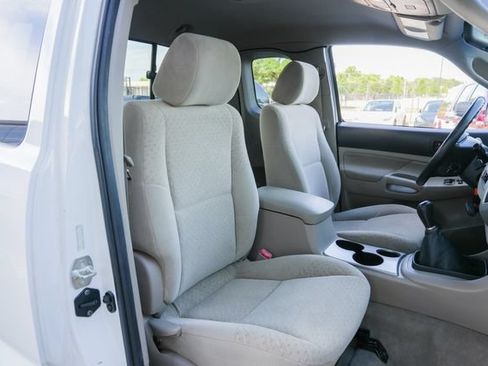 Used 2007 Toyota Tacoma PreRunner RWD image 33