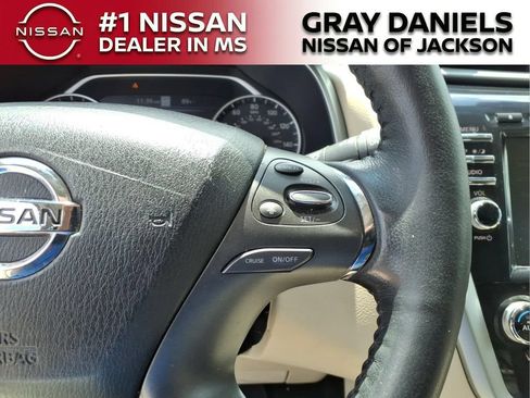 Used 2019 Nissan Murano Platinum FWD image 15
