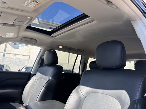 Used 2024 INFINITI QX80 Luxe image 17