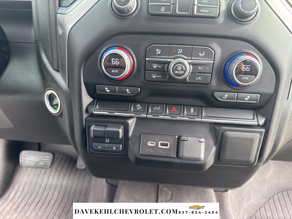 Used 2022 Chevrolet Silverado 3500 LT w/ Convenience Package AWD/4WD image 15