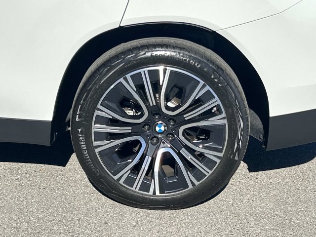 Used 2026 BMW X3 xDrive30i w/ Convenience Package AWD/4WD image 13