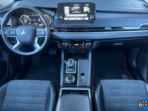 Used 2024 Mitsubishi Outlander Ralliart image 4