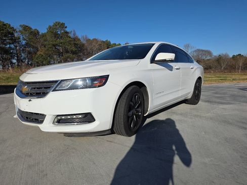 Used 2019 Chevrolet Impala LT image 3