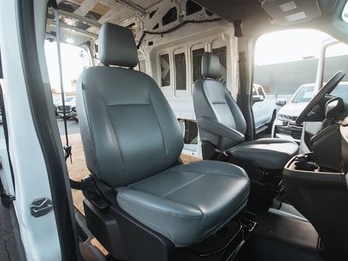 Used 2017 Ford Transit 250 148 High Roof image 18