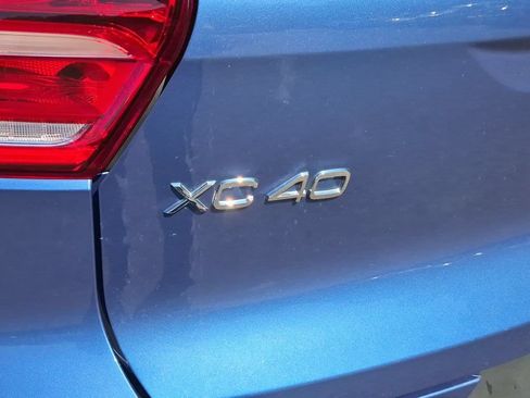Used 2020 Volvo XC40 T5 R-Design w/ Protection Package Premier AWD/4WD image 34