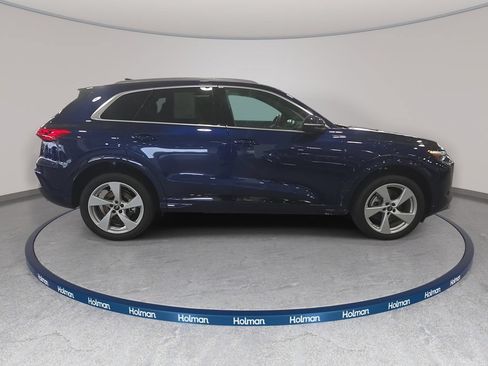 Certified 2025 Audi Q5 Premium w/ Premium Plus AWD/4WD image 4