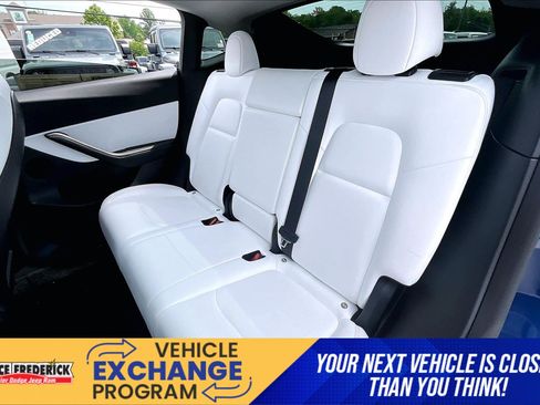 Used 2022 Tesla Model Y Performance AWD/4WD image 21