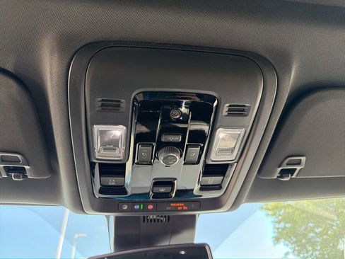 New 2026 Chevrolet Tahoe Z71 AWD/4WD image 38