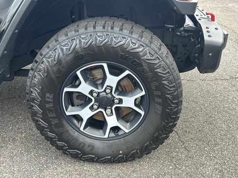 Used 2019 Jeep Wrangler Unlimited Rubicon image 14