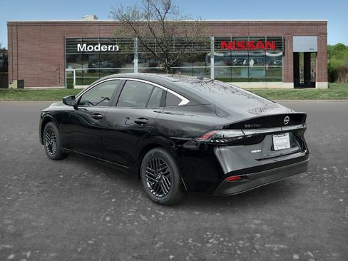 New 2026 Nissan Sentra SV image 2