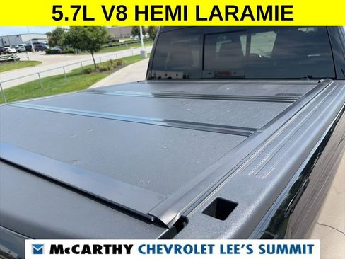 Used 2019 RAM 1500 Laramie w/ Sport Appearance Package AWD/4WD image 15