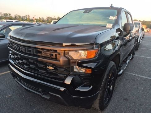 Used 2022 Chevrolet Silverado 1500 Custom w/ LPO, Dark Essentials Package AWD/4WD image 2