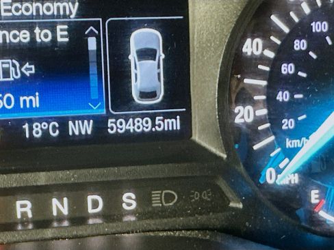 Used 2018 Ford Fusion SE image 18