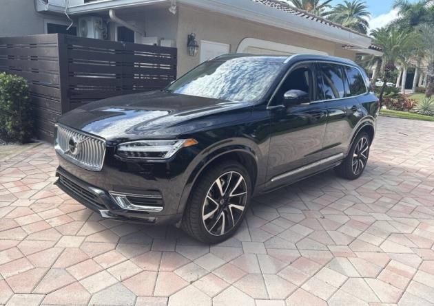Used 2023 Volvo XC90 B5 Plus w/ Protection Package Premier AWD/4WD image 1
