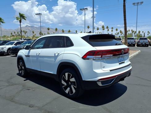 Used 2024 Volkswagen Atlas Cross Sport SE AWD/4WD image 13