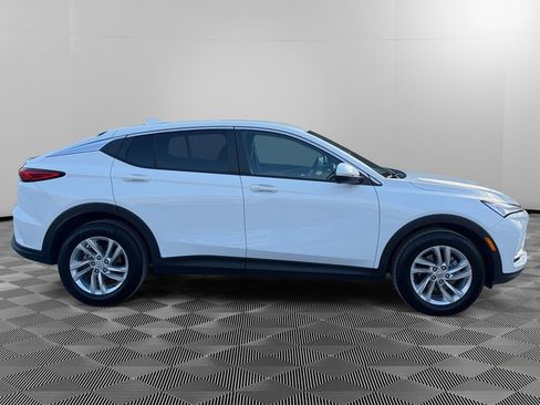 Used 2024 Buick Envista Preferred w/ Convenience I Package image 8