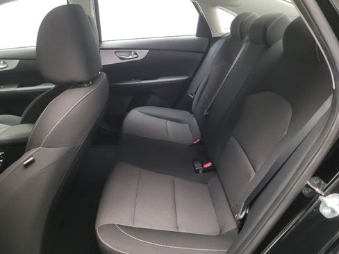 Used 2024 Kia Forte LXS w/ LXS Technology Package image 18