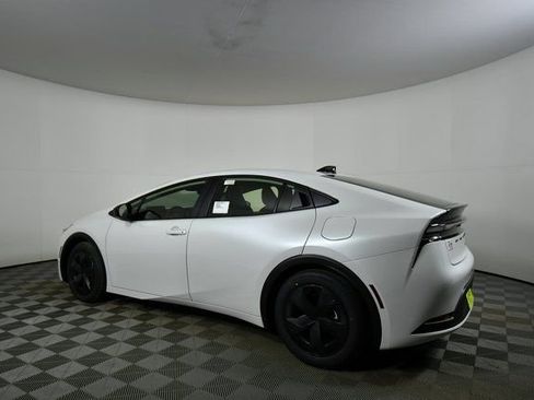 New 2026 Toyota Prius Plug-In Hybrid FWD image 14
