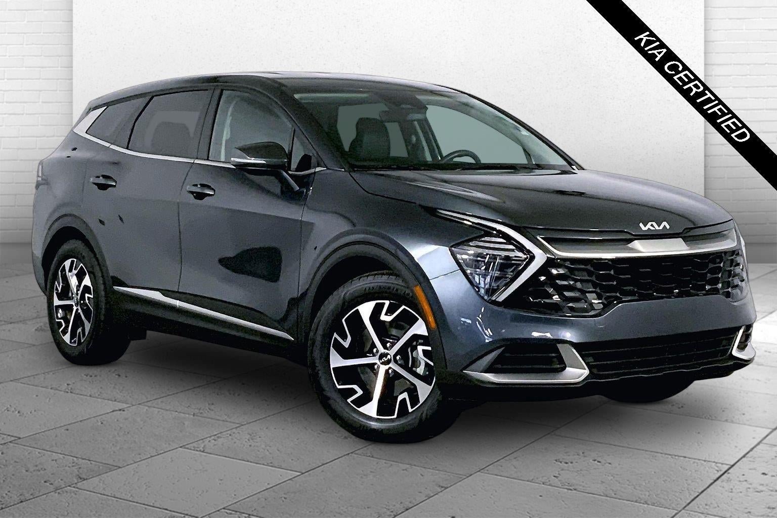 Used 2025 Kia Sportage EX FWD image 1
