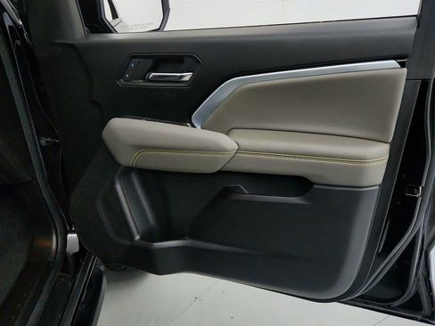 Certified 2024 Chevrolet Colorado ZR2 w/ ZR2 Convenience Package III AWD/4WD image 26