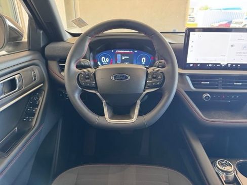 Certified 2026 Ford Explorer ST-Line RWD image 14