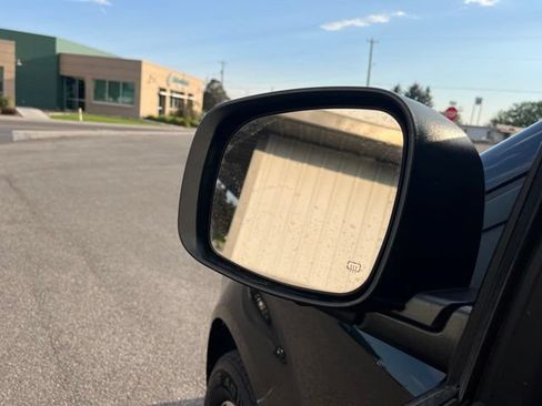 Used 2018 Dodge Grand Caravan GT FWD image 27