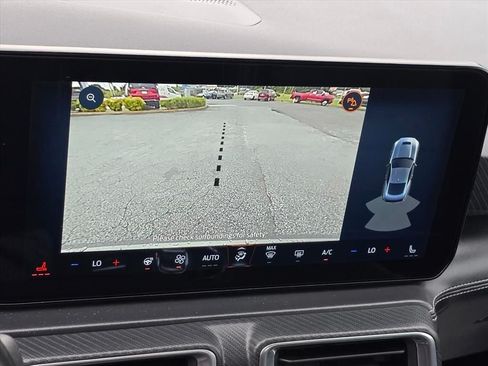 Used 2025 Ford Mustang Premium RWD image 7