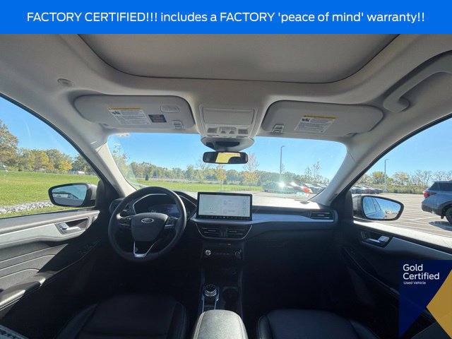 Used 2025 Ford Escape Platinum AWD/4WD image 20