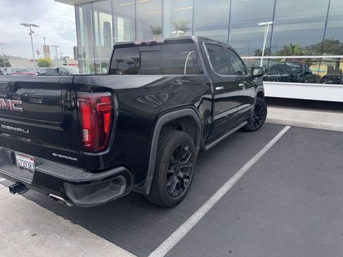 Used 2023 GMC Sierra 1500 Denali w/ Denali Reserve Package AWD/4WD image 12