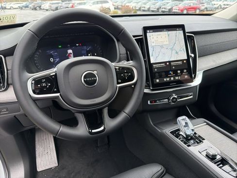 New 2026 Volvo XC90 B6 Ultra image 14
